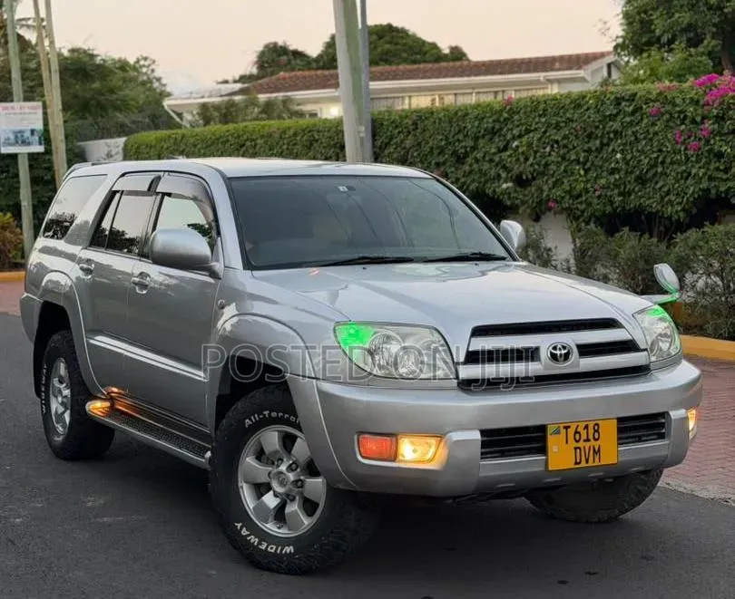 Toyota Hilux Surf 2005 Silver