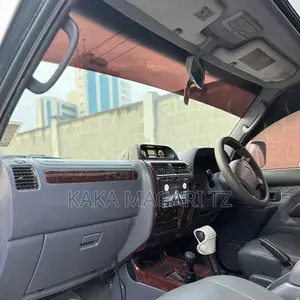 Toyota Land Cruiser Prado 2000 Green
