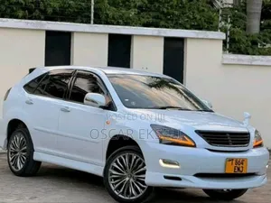 Toyota Harrier 2006 White
