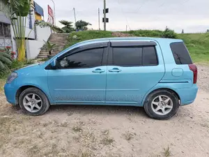 Toyota Raum 2008 Blue