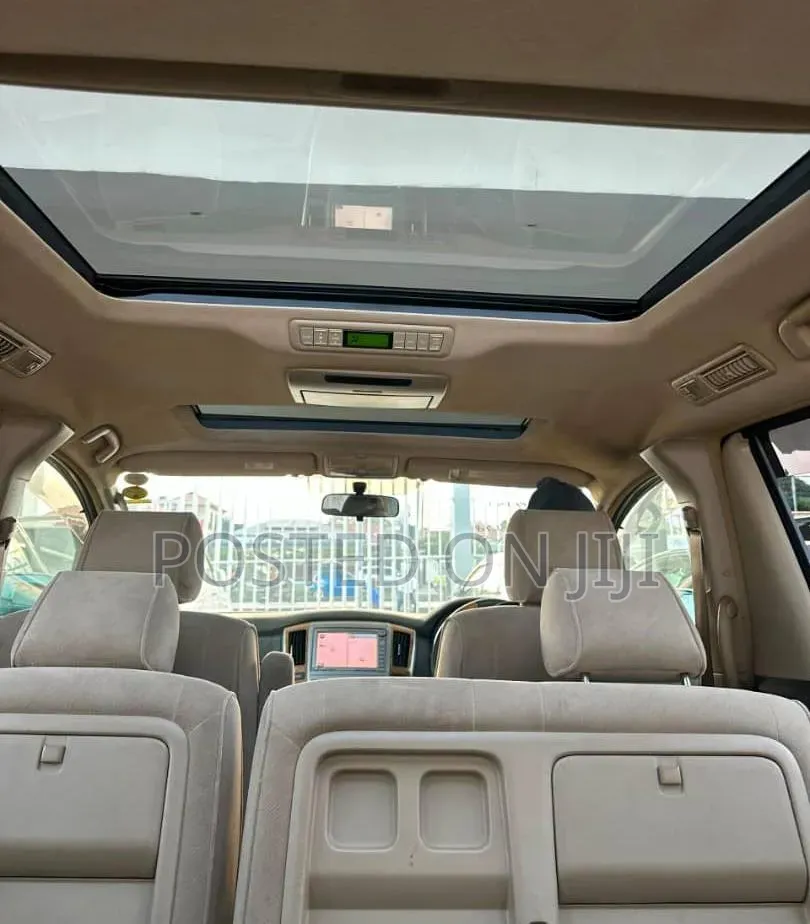 Toyota Alphard 2007 Gold