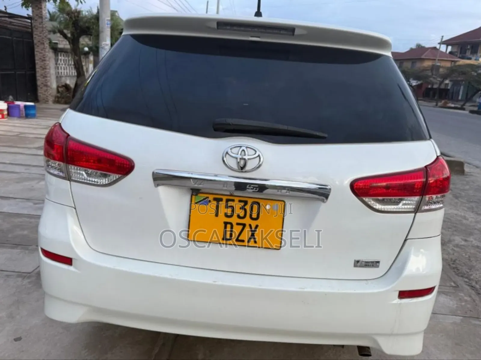 Toyota Wish 2011 White