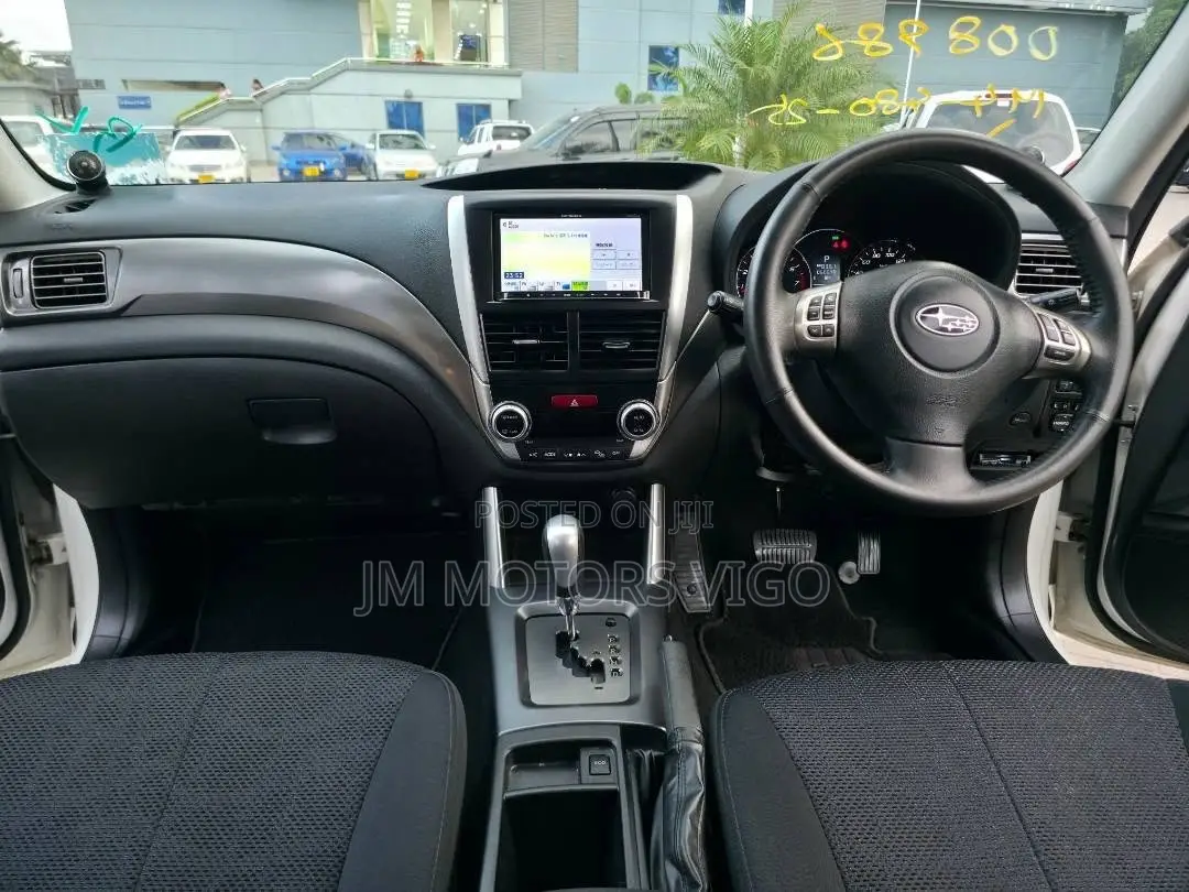 Subaru Forester 2012 White