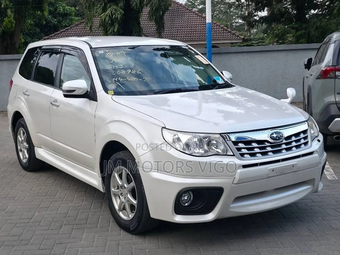Subaru Forester 2012 White