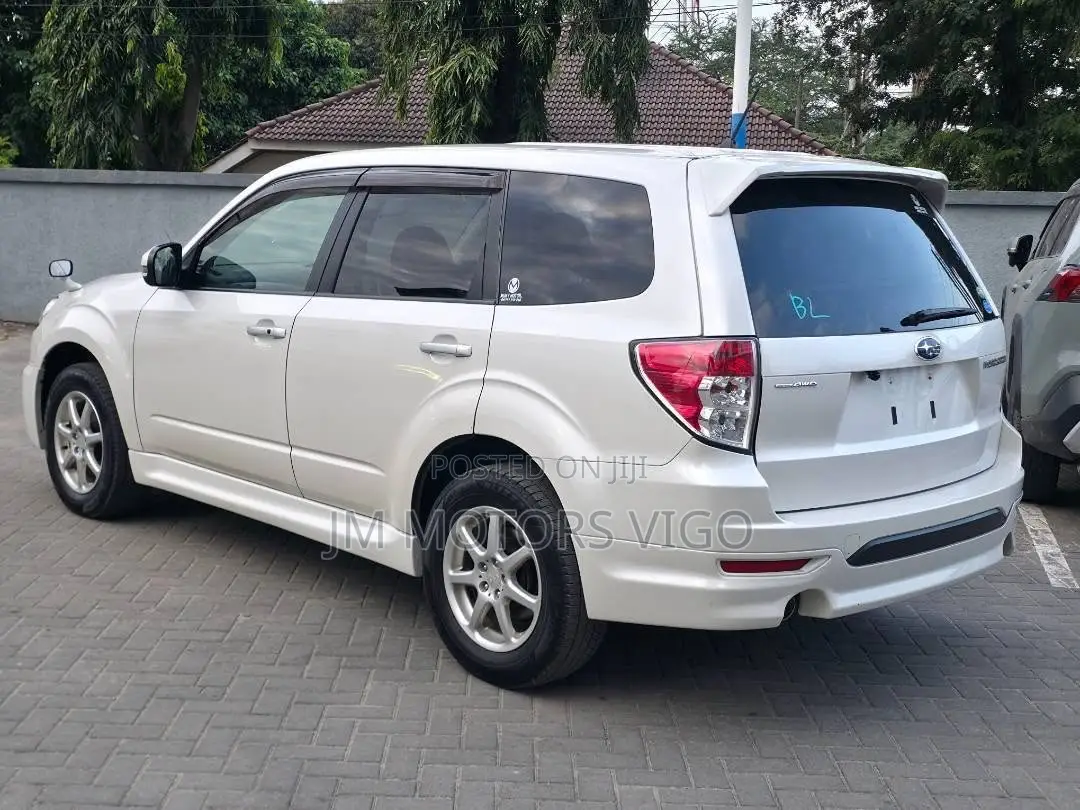 Subaru Forester 2012 White