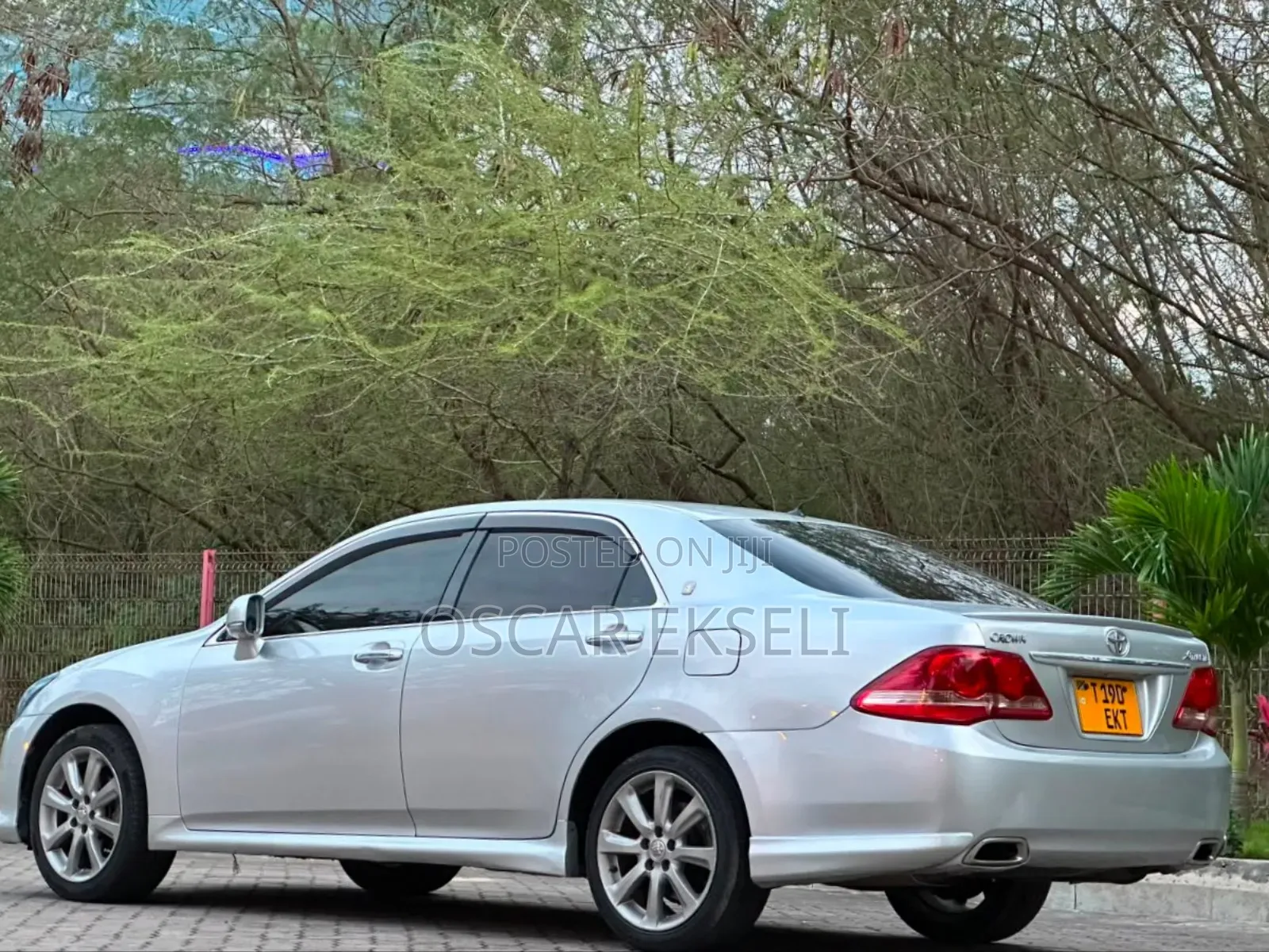 Toyota Crown 2009 Silver