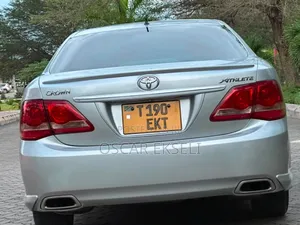 Toyota Crown 2009 Silver