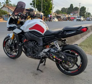 Yamaha FZ 2017 White