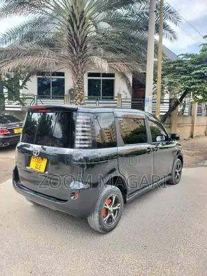 Toyota Sienta 2006 Black