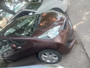 Toyota Ractis 2012 Brown