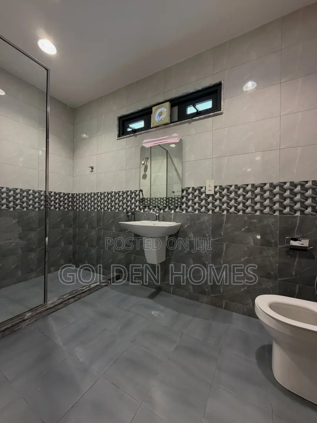 Furnished 3bdrm Apartment in Msasani for rent