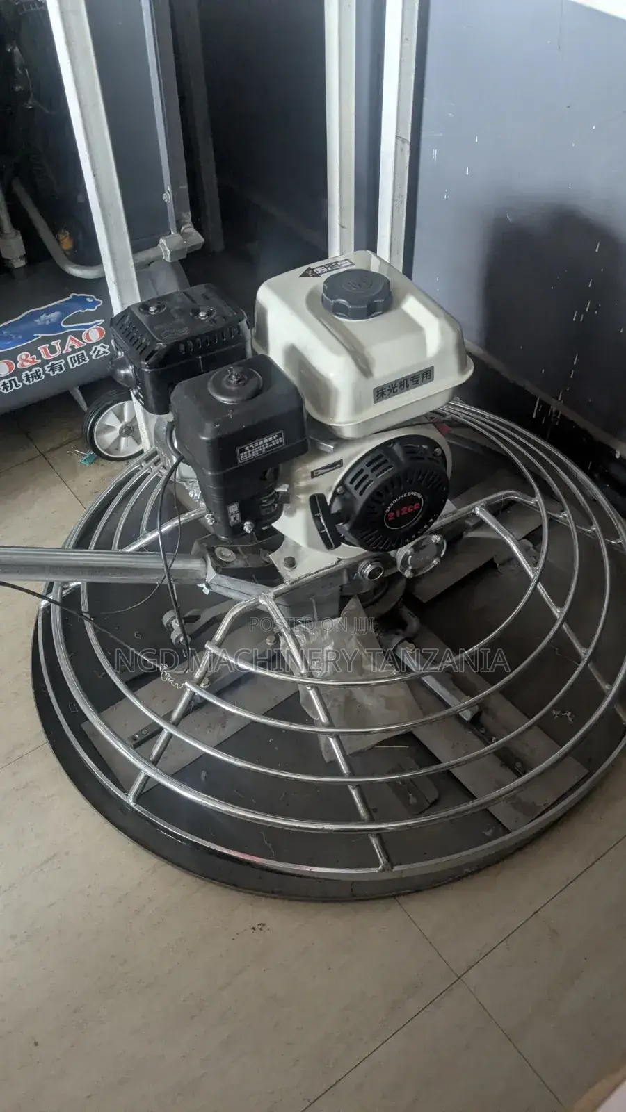 Petrol Float Trowel Machine