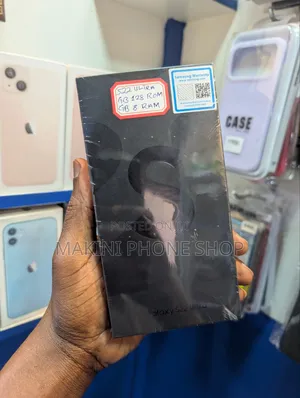 New Samsung Galaxy S22 Ultra 128 GB Black
