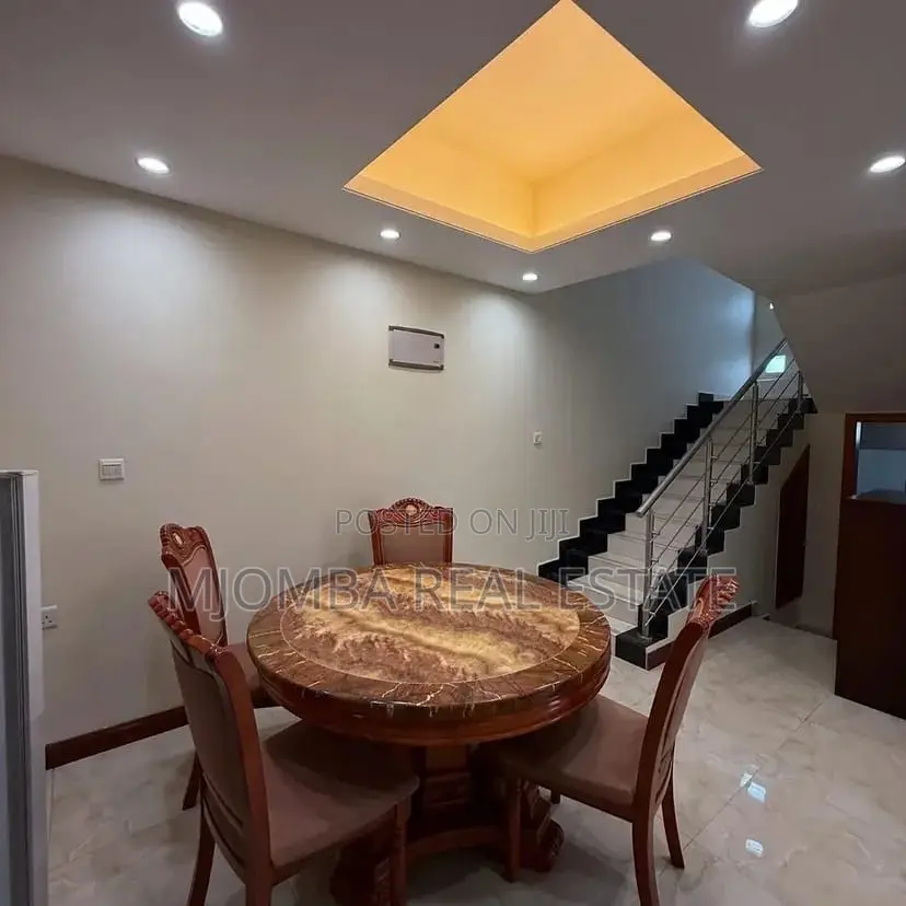 Furnished 3bdrm Villa in Oyster Bay for rent