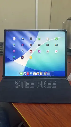 Apple iPad Pro 12.9 (2022) 1 TB Silver