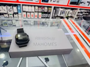 Apple Watch Ultra 2 (2024) - Cellular 49mm