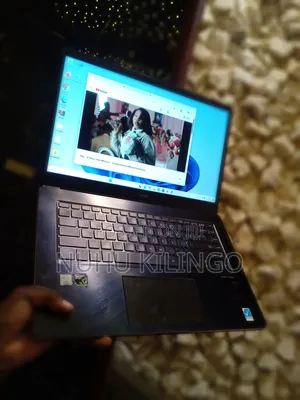 Laptop Asus Zenbook 15 OLED 16GB Intel Core i7 SSD 128GB