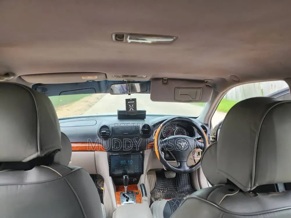 Toyota Verossa 2004 Silver