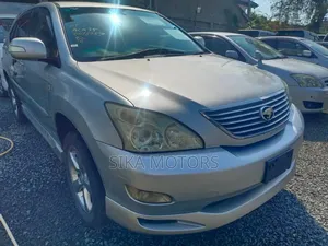 Toyota Harrier 2006 Silver