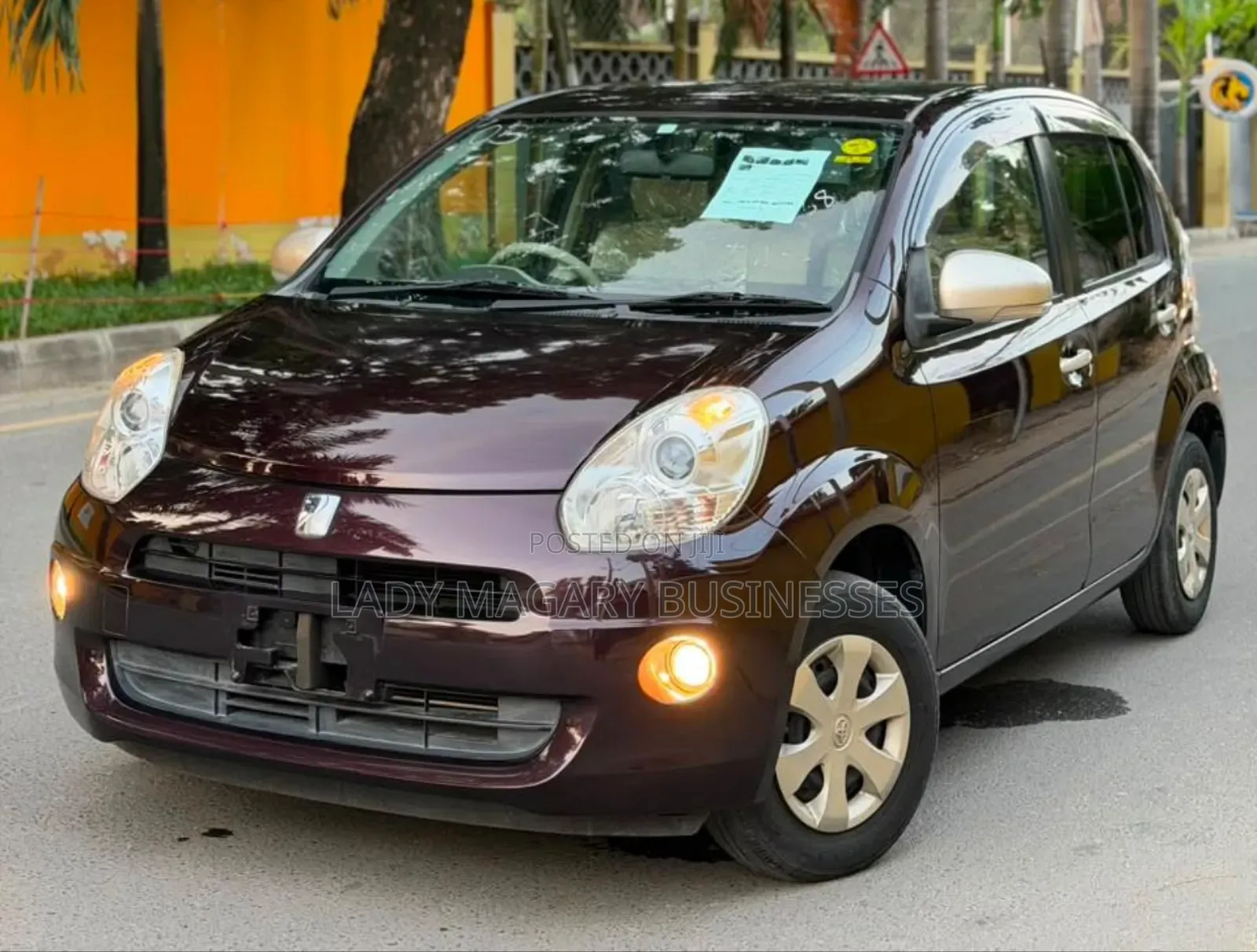 Toyota Passo 1.0 FWD 2011 Burgundy