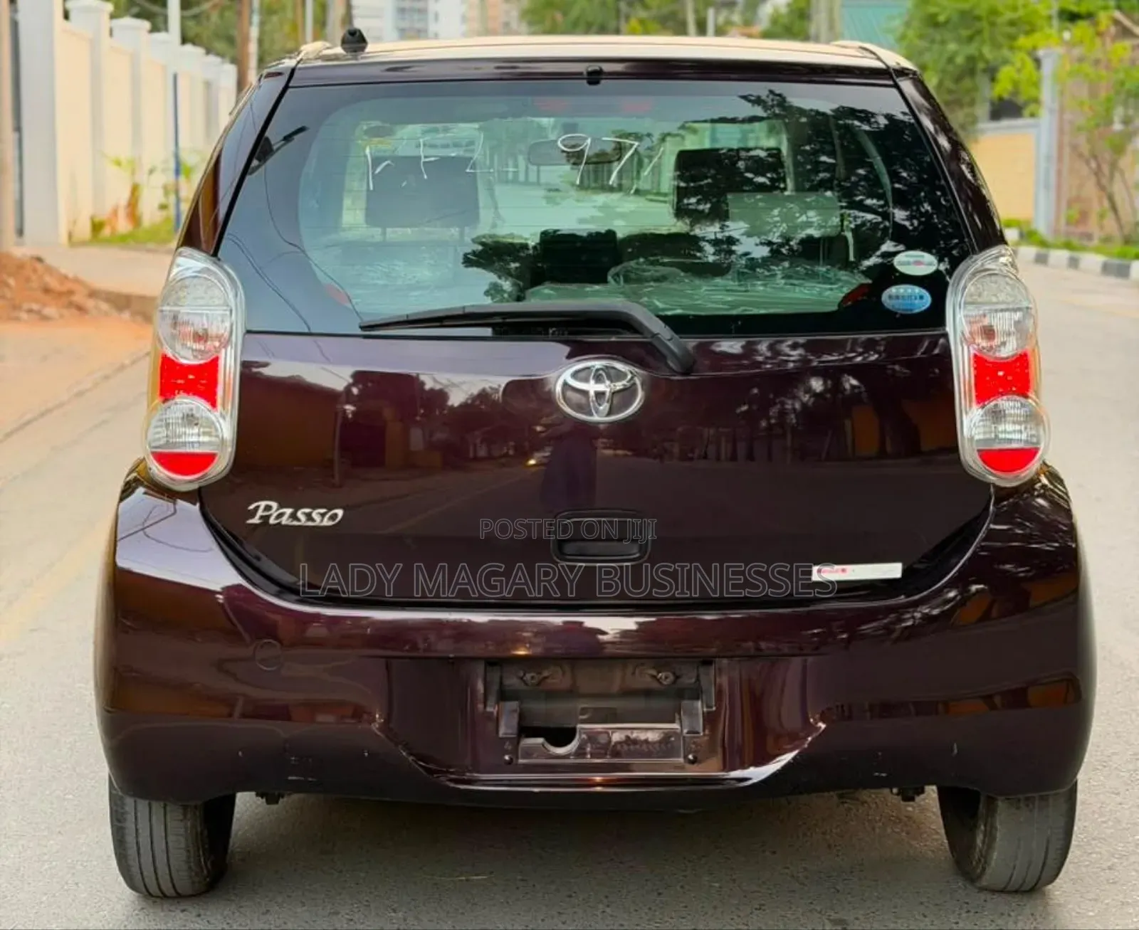 Toyota Passo 1.0 FWD 2011 Burgundy