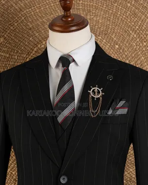  Sayuni Fashen Suit