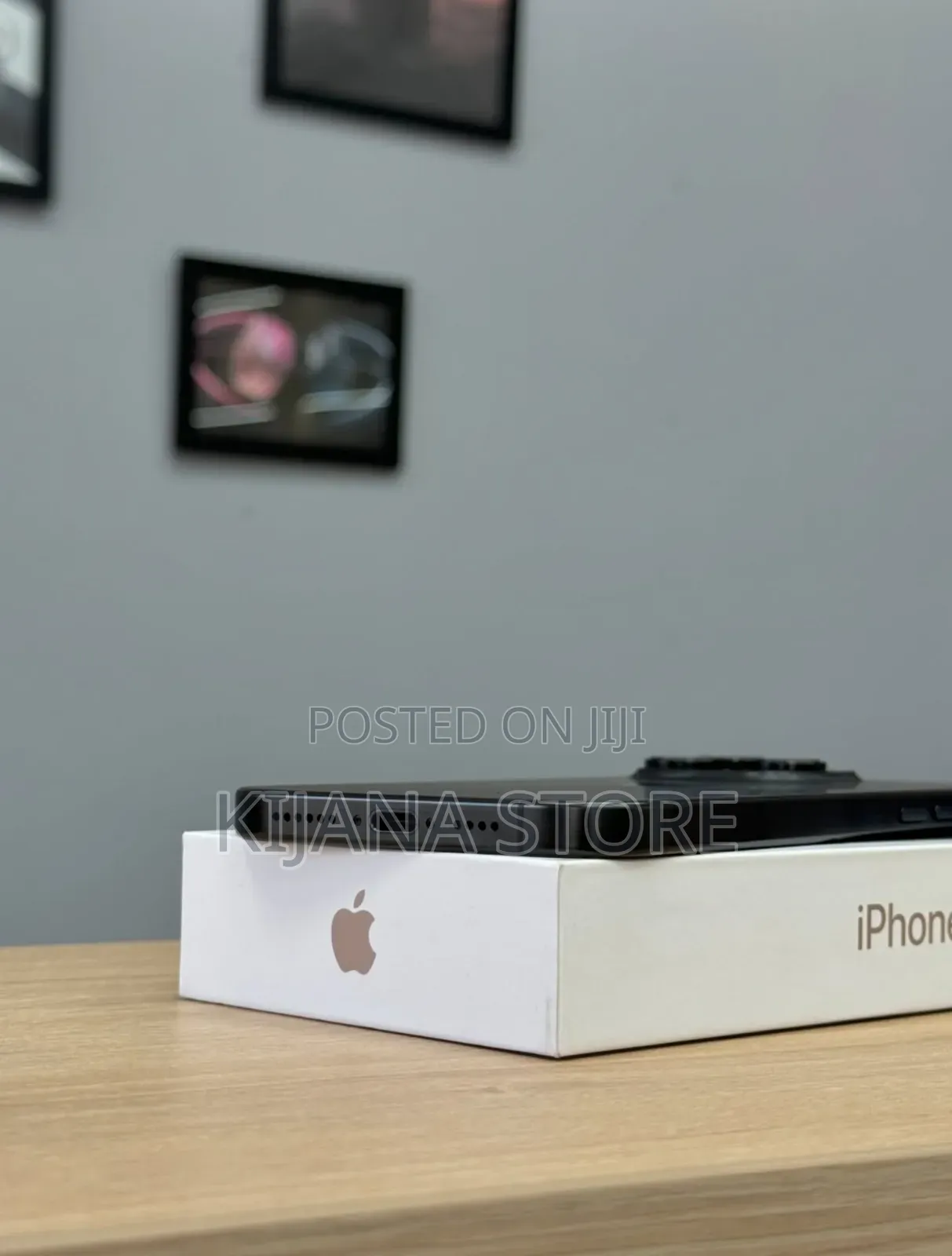 New Apple iPhone 16 Pro Max 256 GB Black