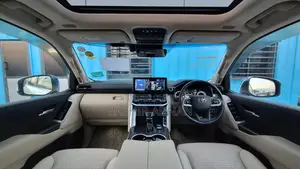 Toyota Land Cruiser LC300 2023 Off white