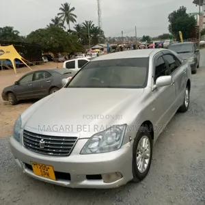Toyota Crown 2004 Silver