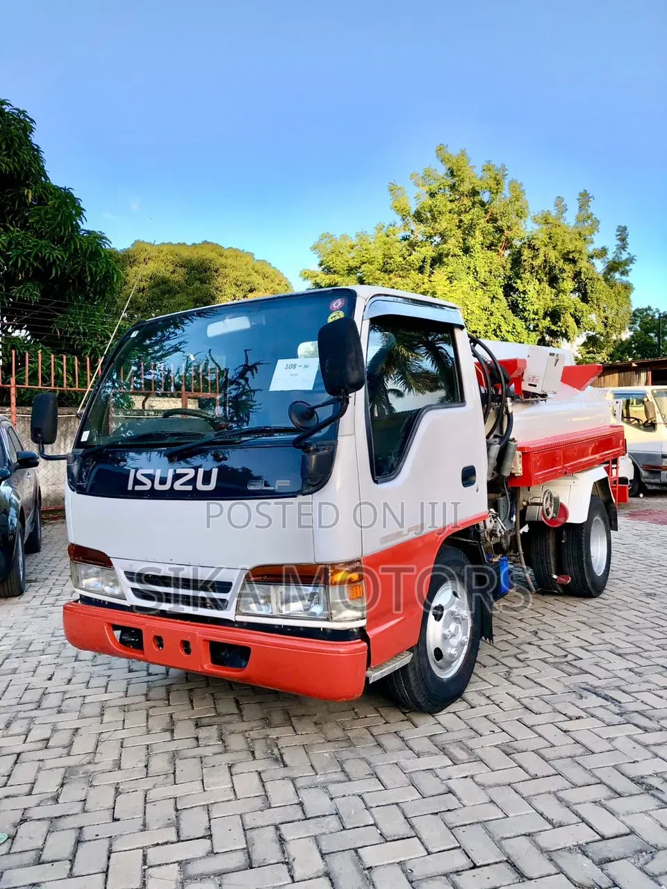 Mobile Tanker 2000lts, Isuzu