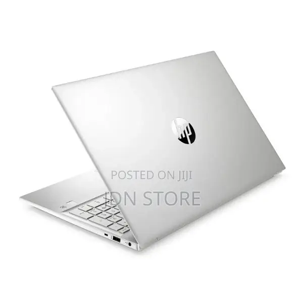 New Laptop HP Pavilion 15 8GB AMD Ryzen 5 SSD 512GB
