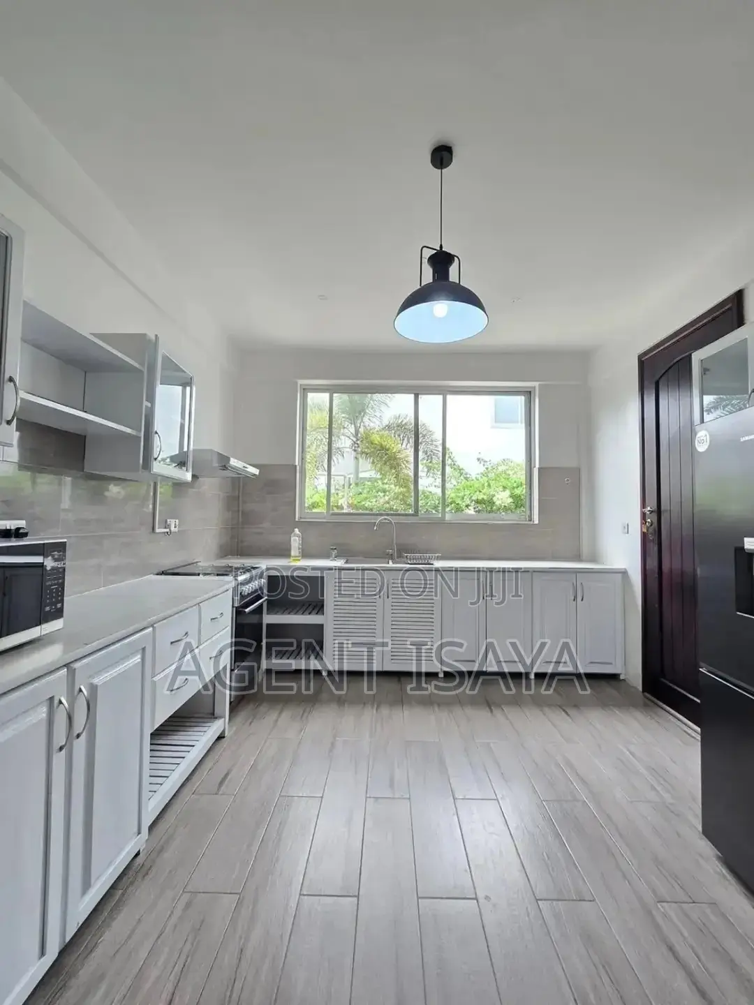 Furnished 3bdrm Apartment in Mikocheni for rent