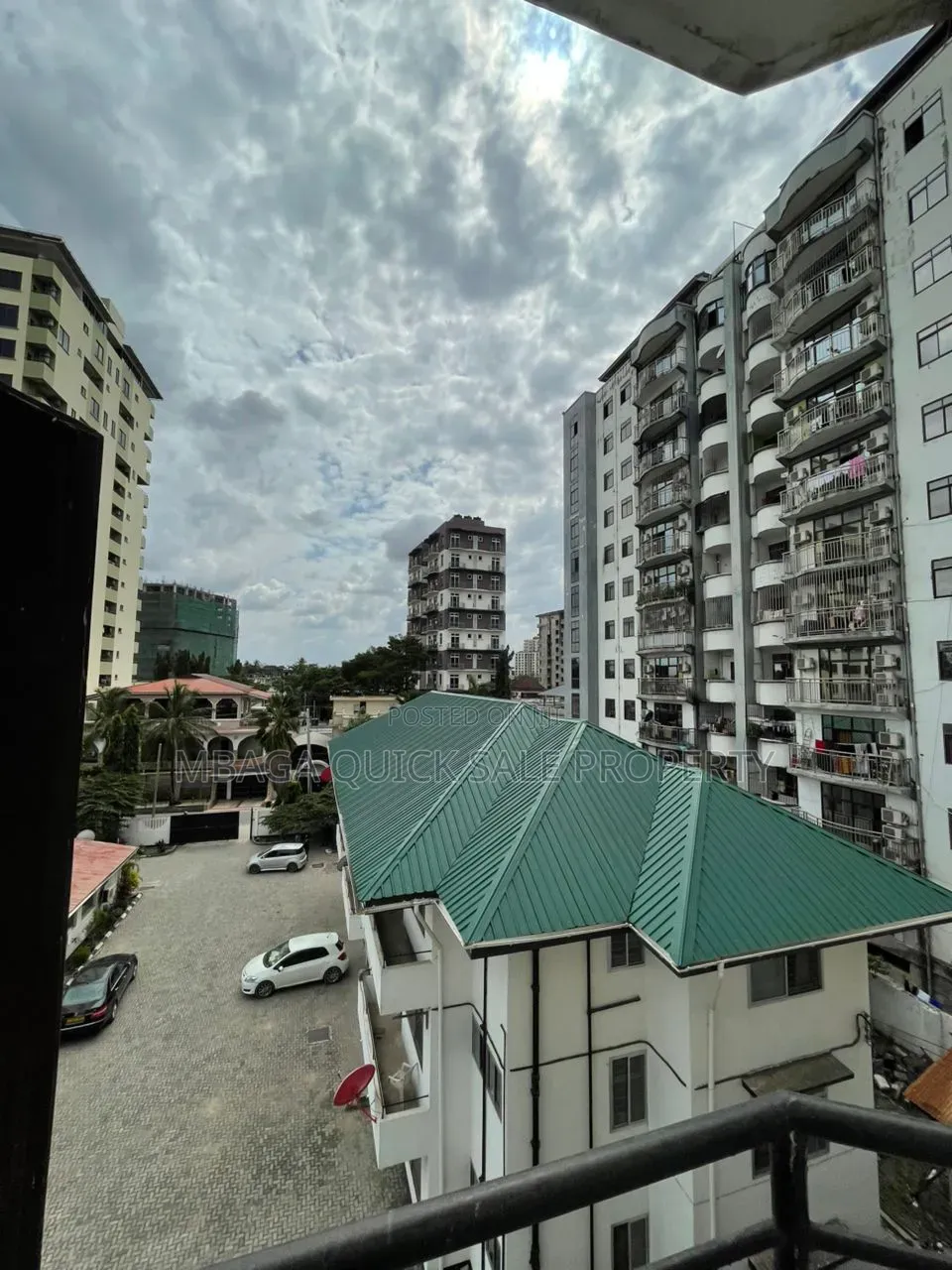Furnished 4bdrm Apartment in Upanga West for rent