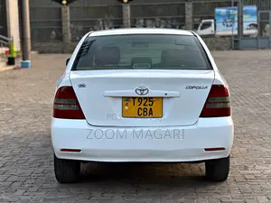 Toyota Corolla 2002 White
