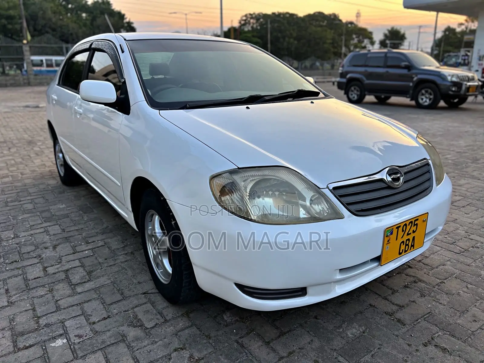 Toyota Corolla 2002 White