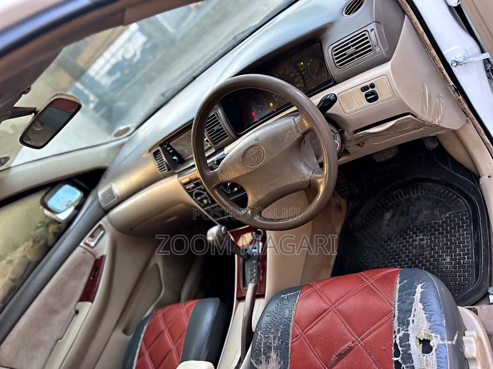 Toyota Corolla 2002 White