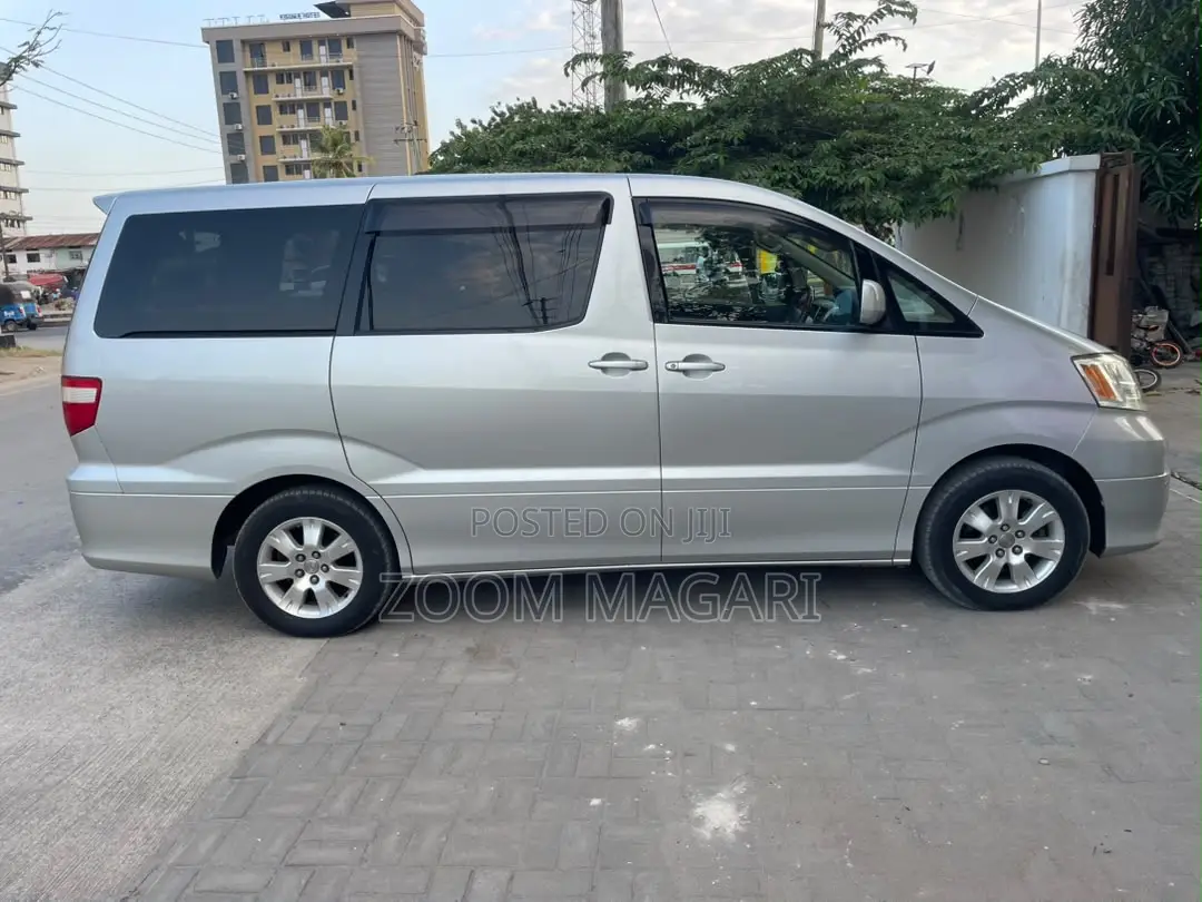 Toyota Alphard 2005 Silver