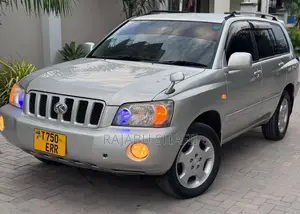 Toyota Kluger 2004 Silver