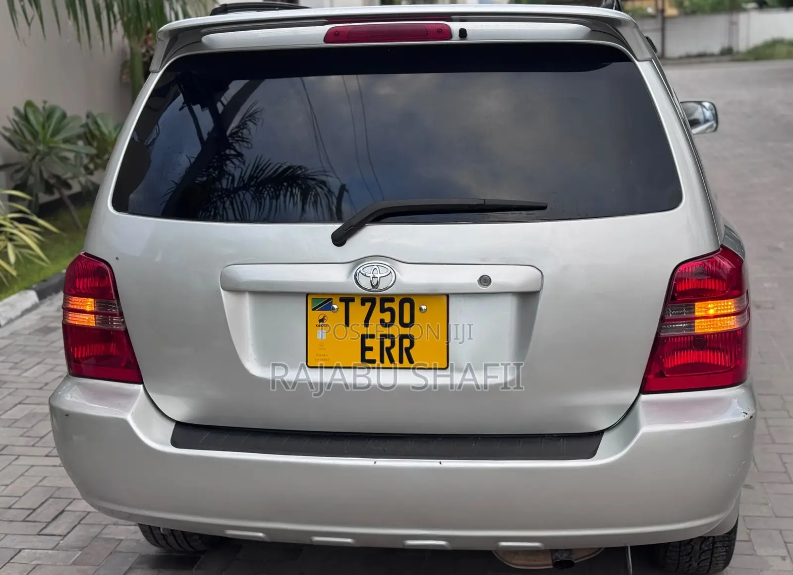 Toyota Kluger 2004 Silver