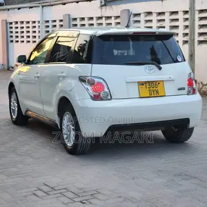 Toyota IST 2005 Pearl
