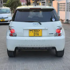 Toyota IST 2005 Pearl