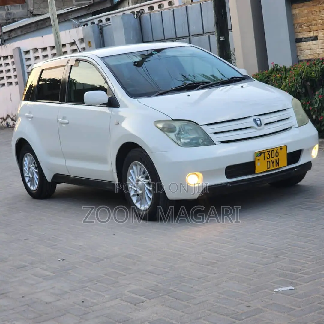 Toyota IST 2005 Pearl