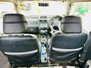 Suzuki Jimny 2005