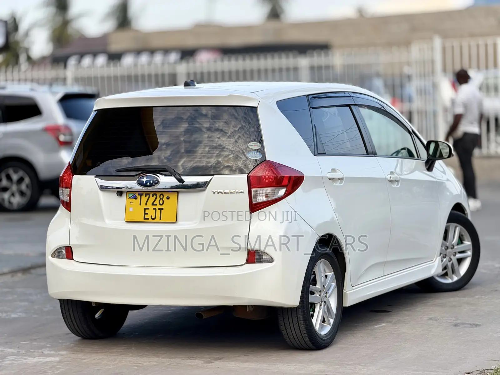 Subaru Trezia 1.3i 2013 White