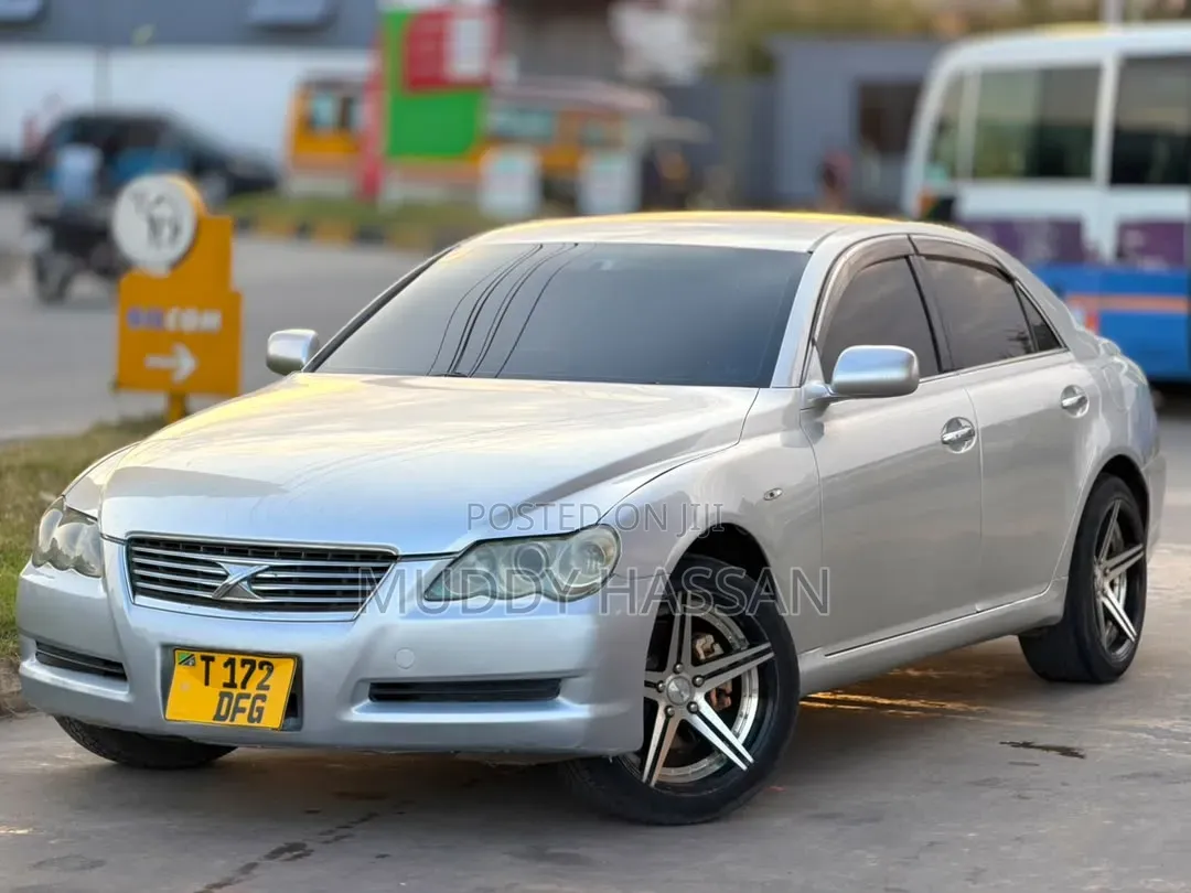 Toyota Mark X 2005 Silver