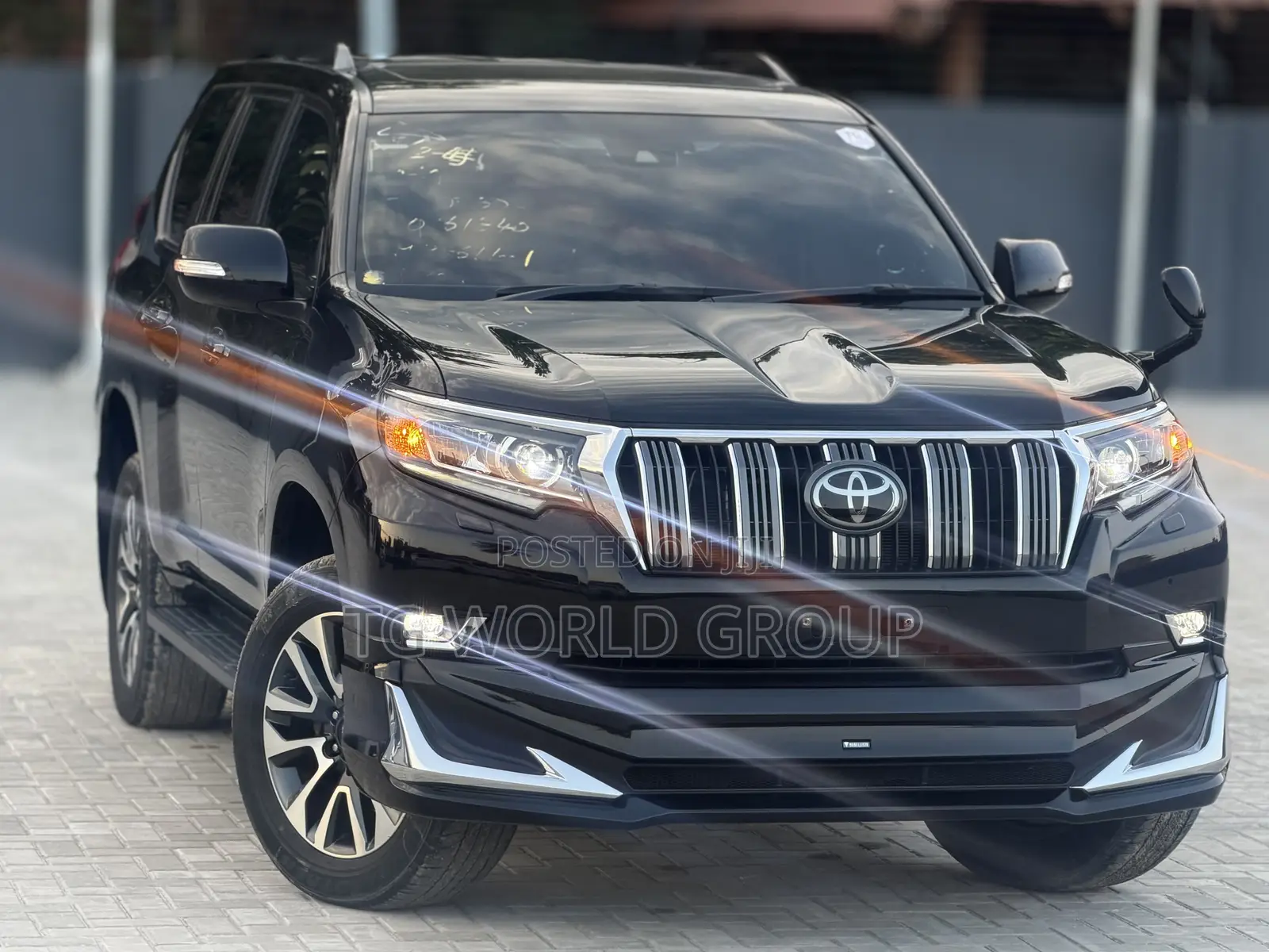 Toyota Land Cruiser Prado 2.7 2023 Black
