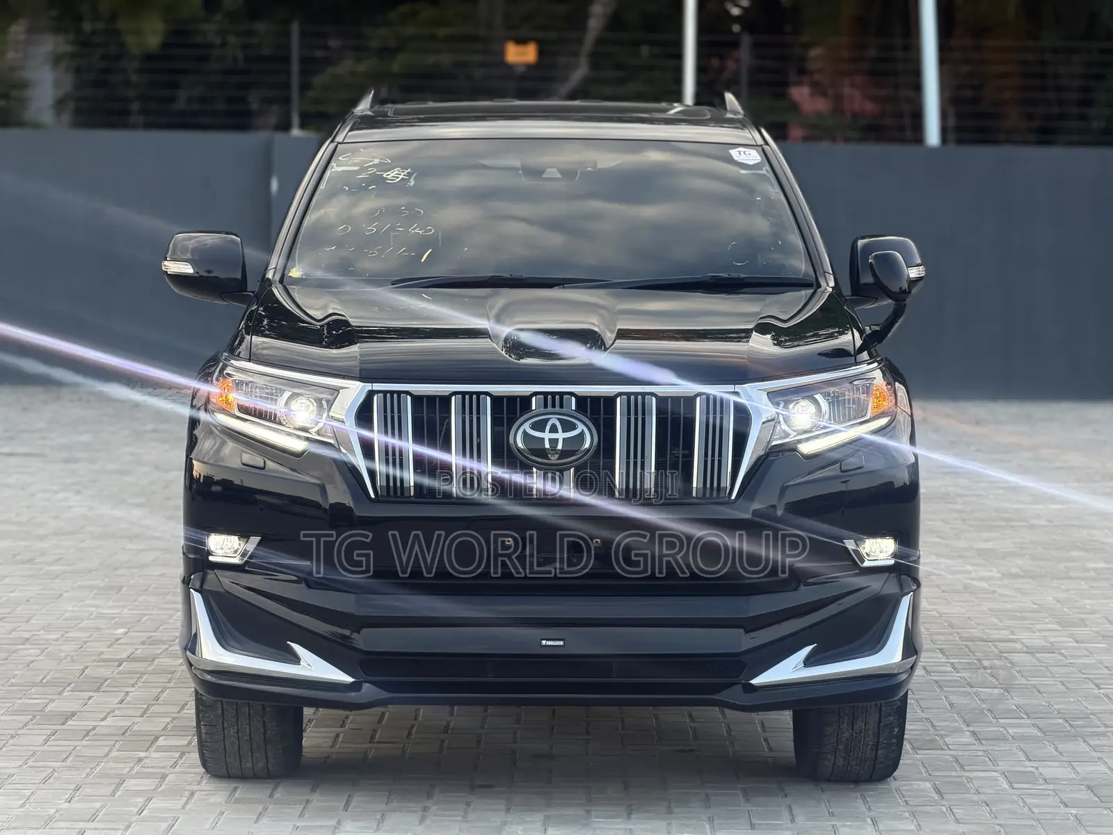 Toyota Land Cruiser Prado 2.7 2023 Black
