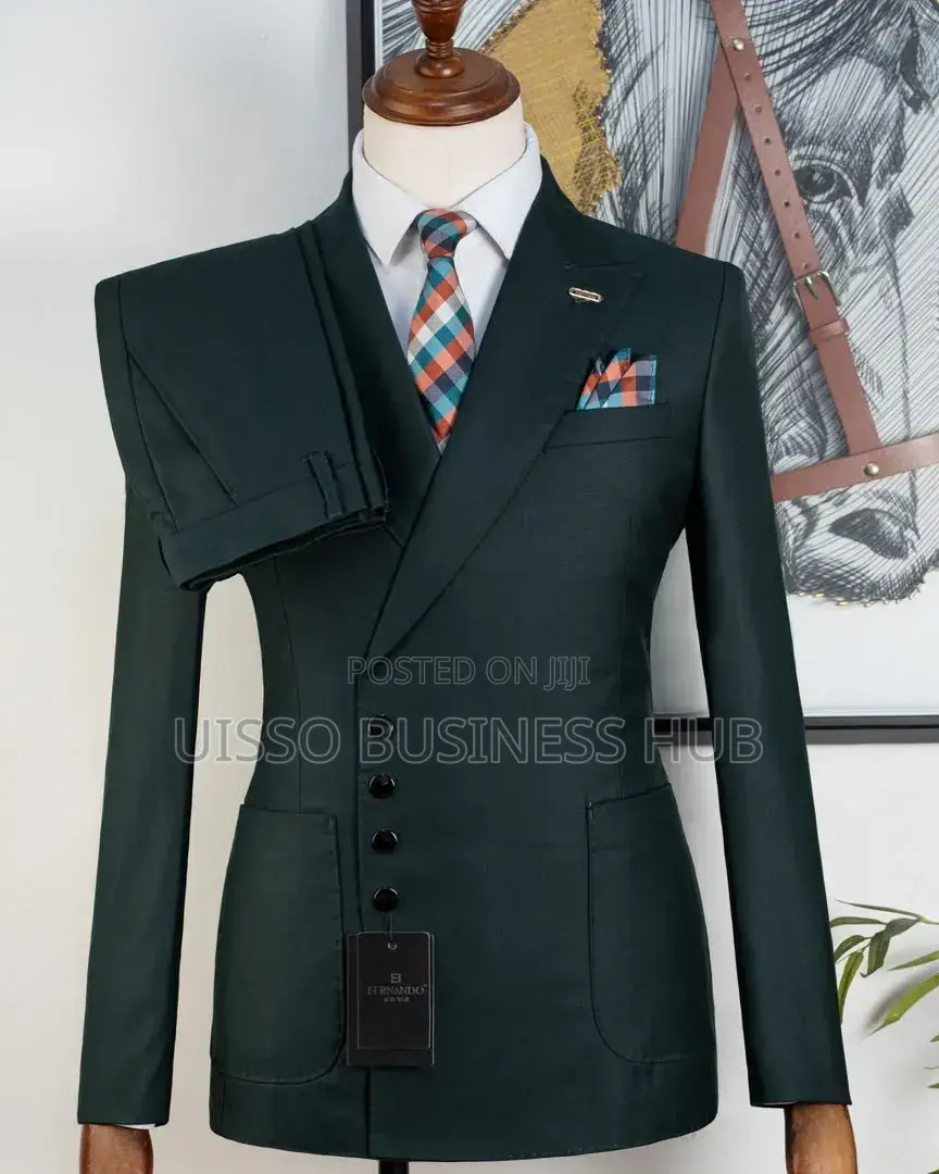 Suit's Safay Catton