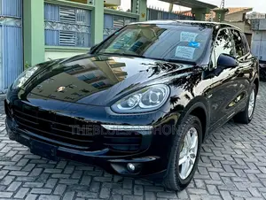 Porsche Cayenne 2017 Black