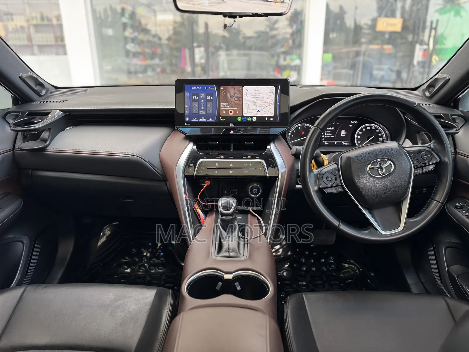 Toyota Harrier 2.0 2021 Black